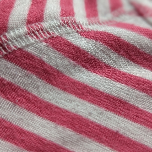 Adorable Top with Peekaboo Unicorn - Picture 7 of 7